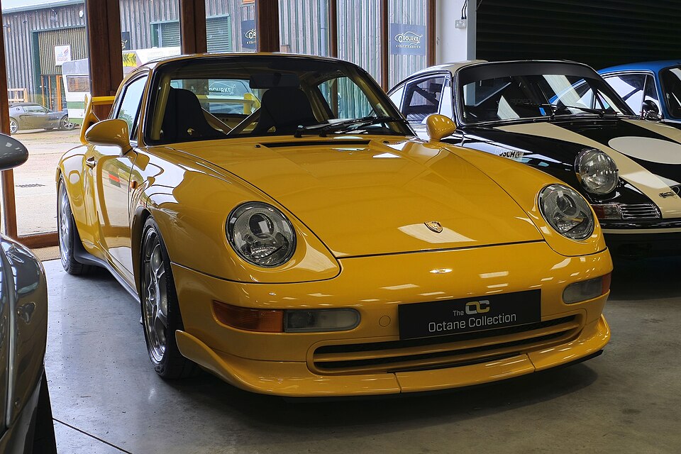 Yellow Porsche 993 Carrera RS viewed from the front